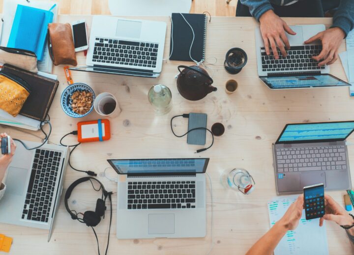 Emraay messaging APp